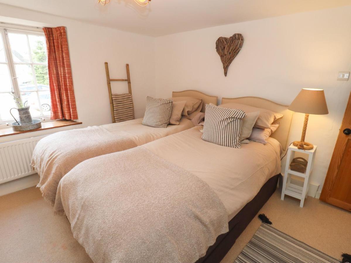 Hobbes Cottage Malmesbury Esterno foto