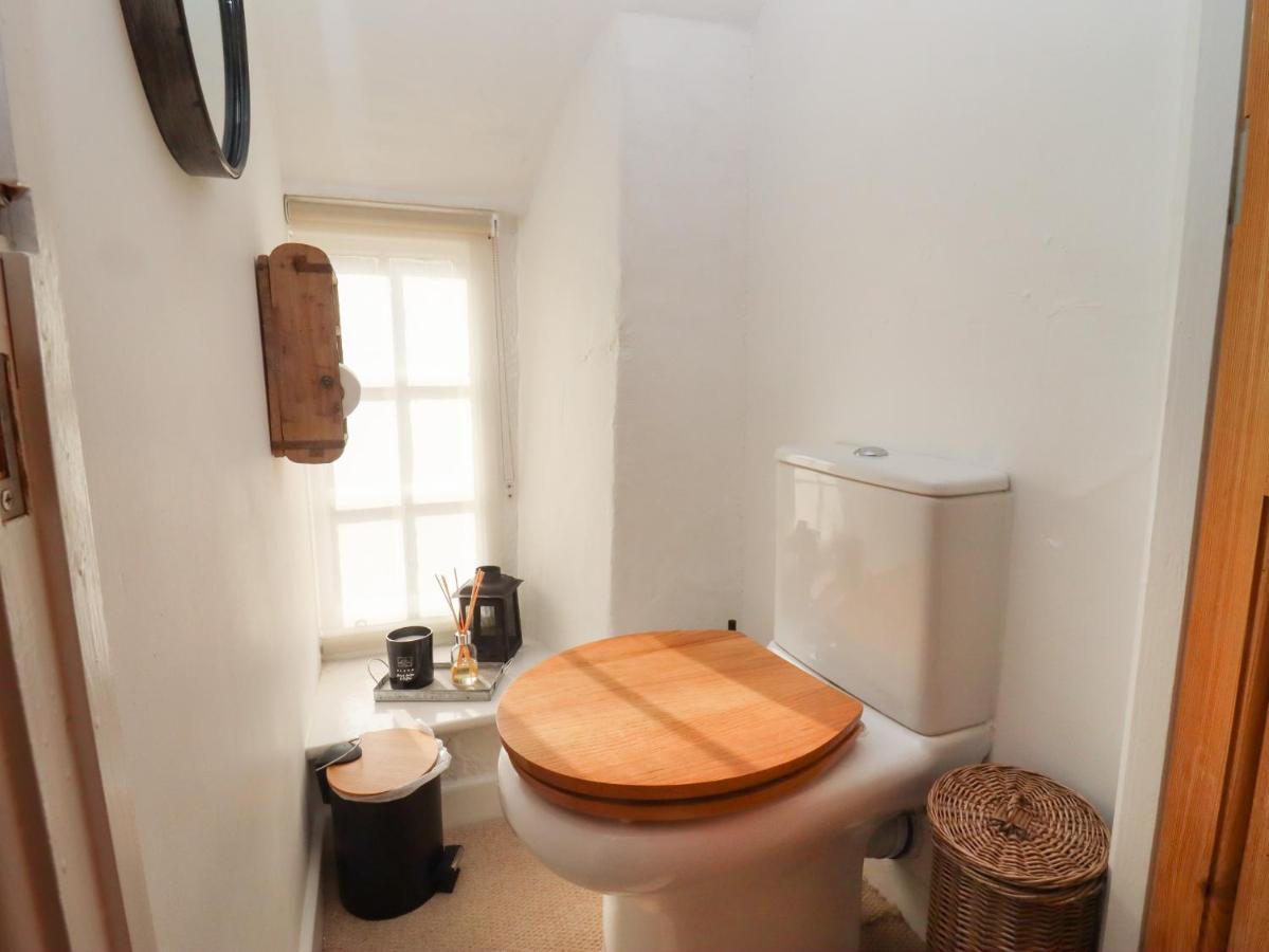 Hobbes Cottage Malmesbury Esterno foto